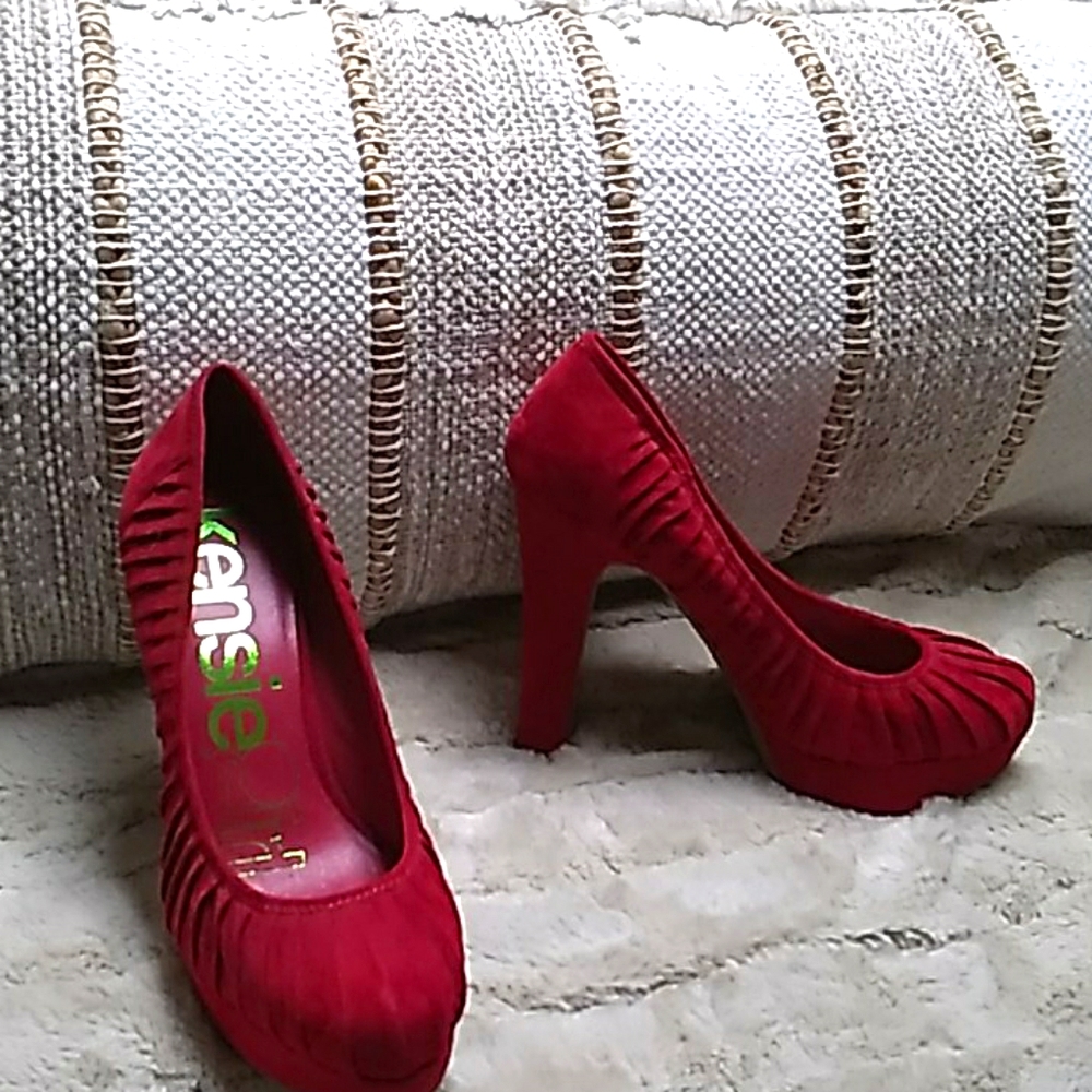 Shoe